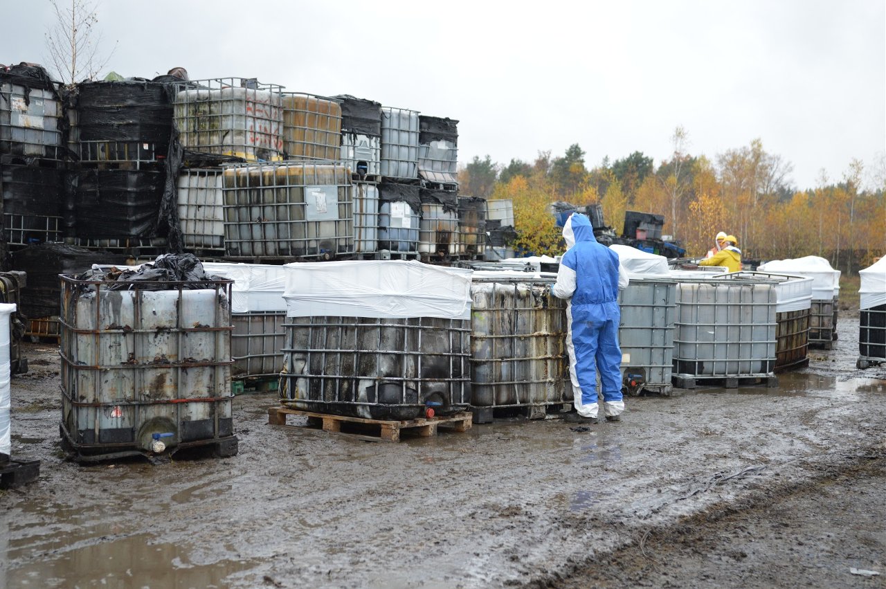 Nielegalne składowisko odpadów w Częstochowie ma zniknąć