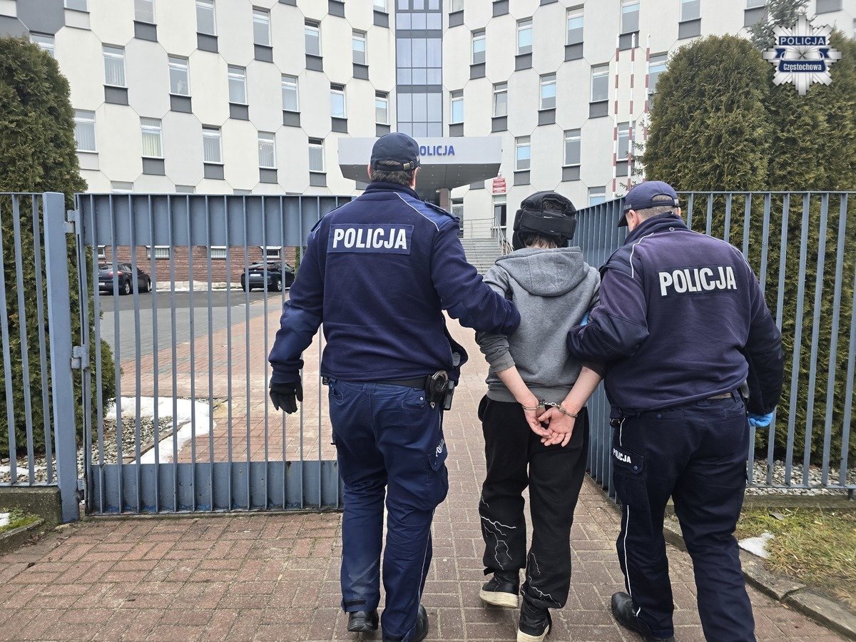 Atak wnuczka na babcię pod Częstochową. Dramat, który rozegrał się za zamkniętymi drzwiami