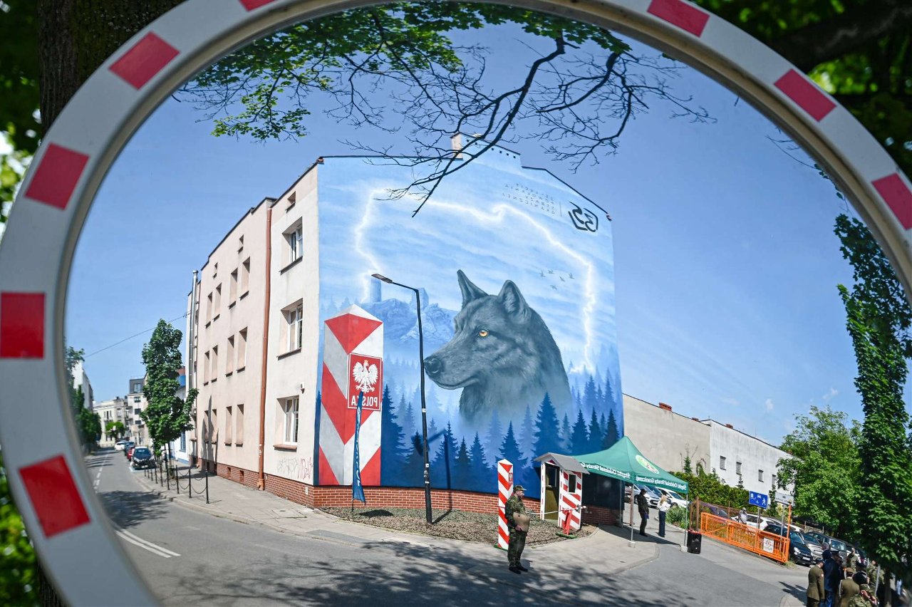 Nowy mural wilka w Częstochowie. Symbol 35-lecia Straży Granicznej już odsłonięty